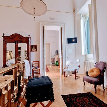Palazzo De Giorgi B&B Lecce Exterior photo